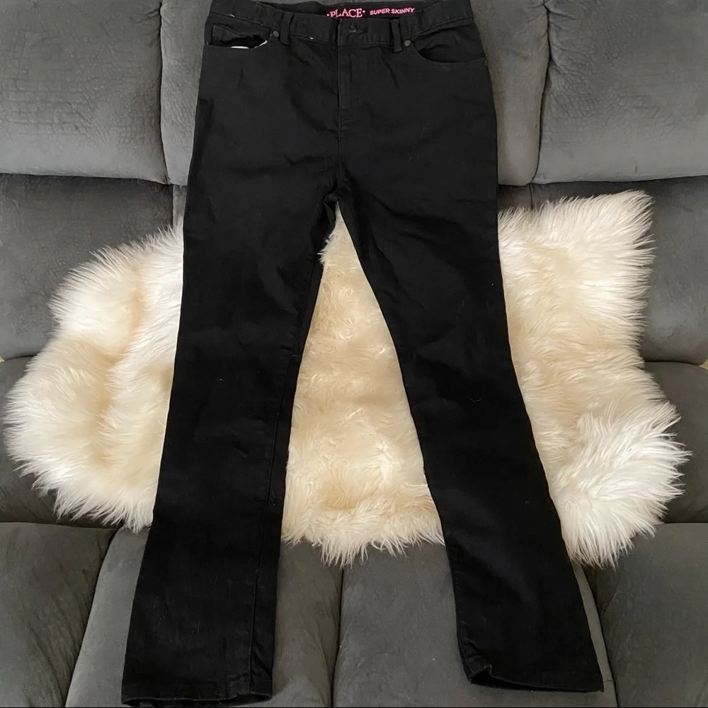 Children place girls skinny jeans
